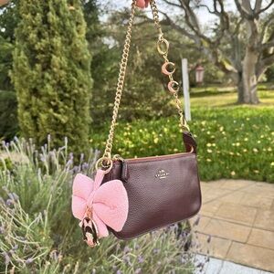 Rare Y2K Coach Nolita Wristlet 19 Wine Red Pebble Leather